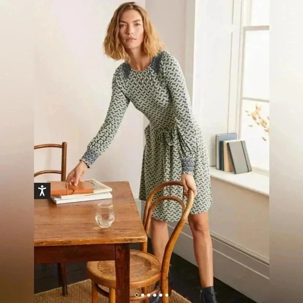 Boden Grace Smocked Jersey Dress Gray and Navy size US 14 Long - Picture 5 of 14